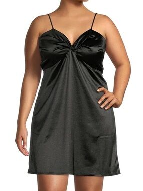 No Boundaries Black Junior's Plus Size Sweetheart Satin Dress AA